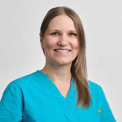 Hammaslääkäri Jenny Gästgifvars